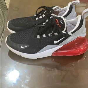 Nike AirMax 270